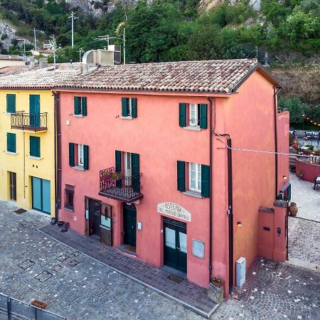 La Locanda Del Povero Diavolo Torriana ภายนอก รูปภาพ