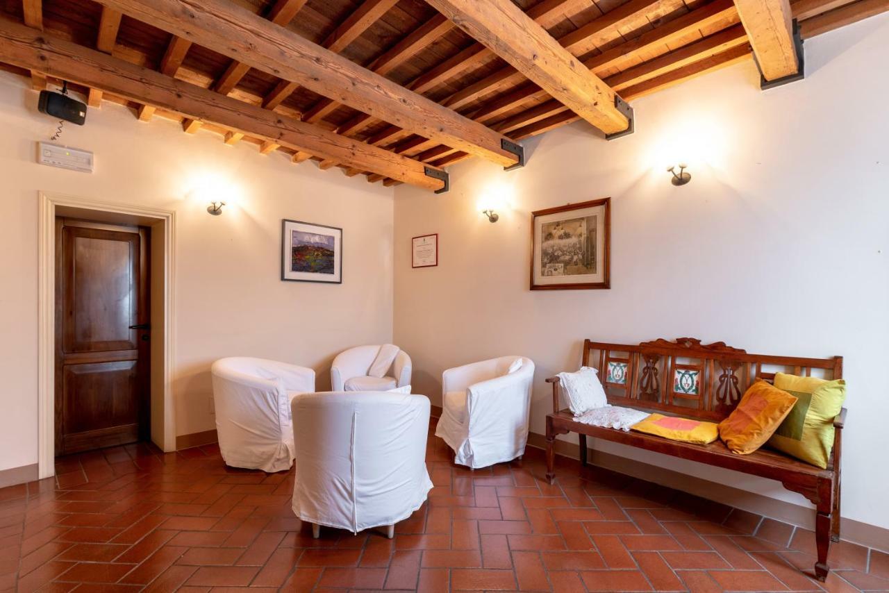 La Locanda Del Povero Diavolo Torriana ภายนอก รูปภาพ