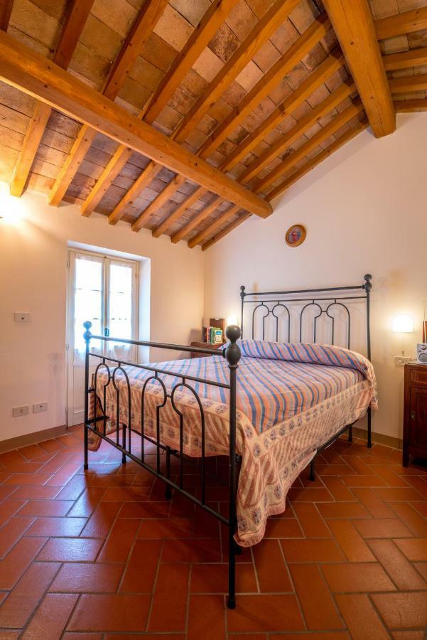 La Locanda Del Povero Diavolo Torriana ภายนอก รูปภาพ