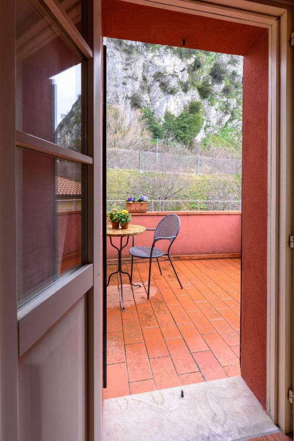 La Locanda Del Povero Diavolo Torriana ภายนอก รูปภาพ