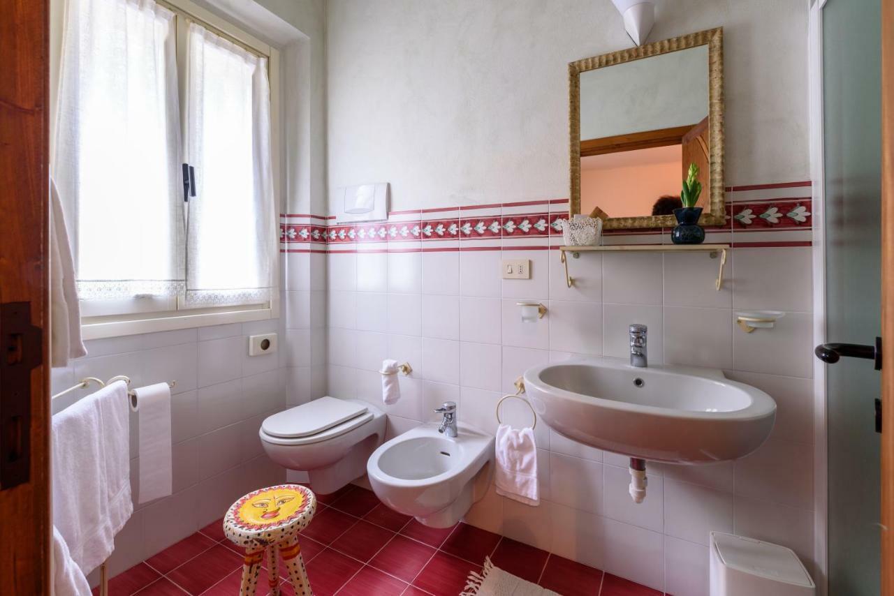 La Locanda Del Povero Diavolo Torriana ภายนอก รูปภาพ