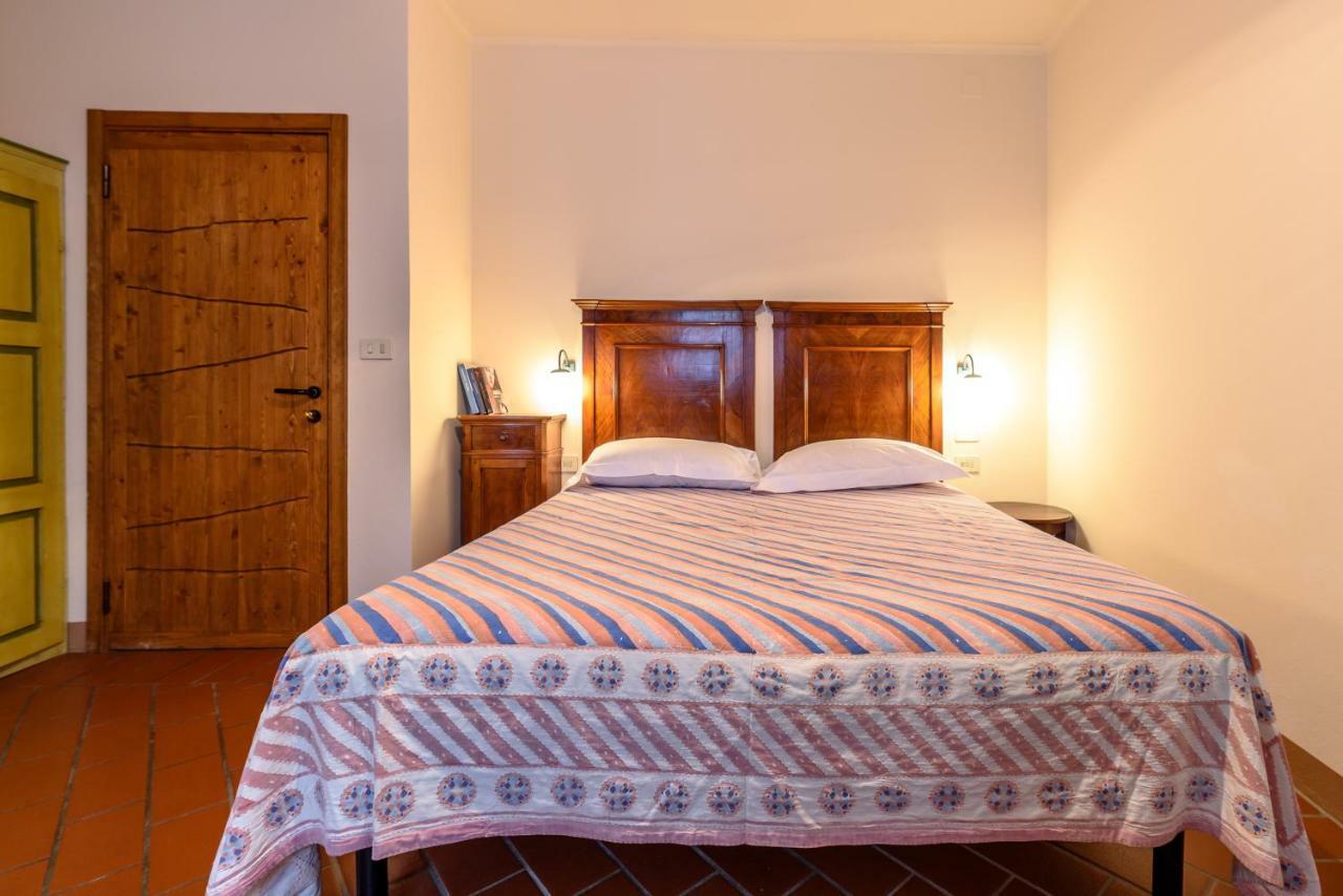 La Locanda Del Povero Diavolo Torriana ภายนอก รูปภาพ